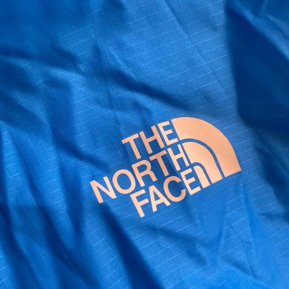The North Face Packable Nylon Windbreaker - Picture 3 of 8